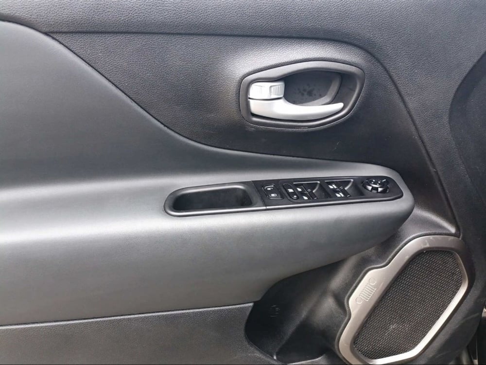 Jeep Renegade usata a Siena (17)