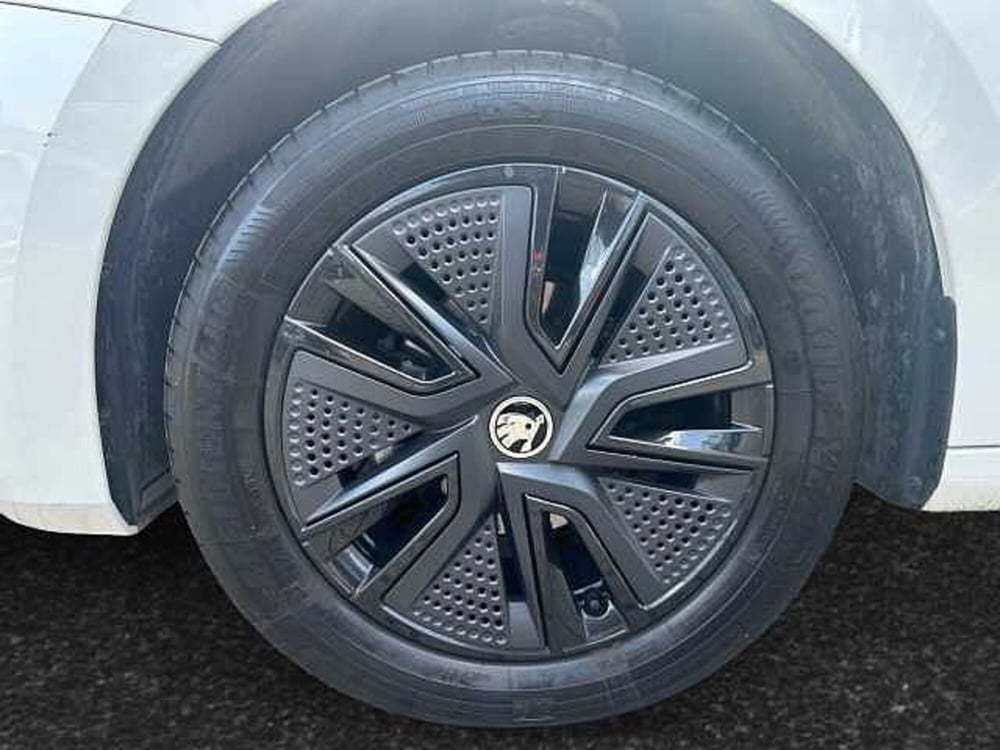 Skoda Fabia usata a Verona (11)