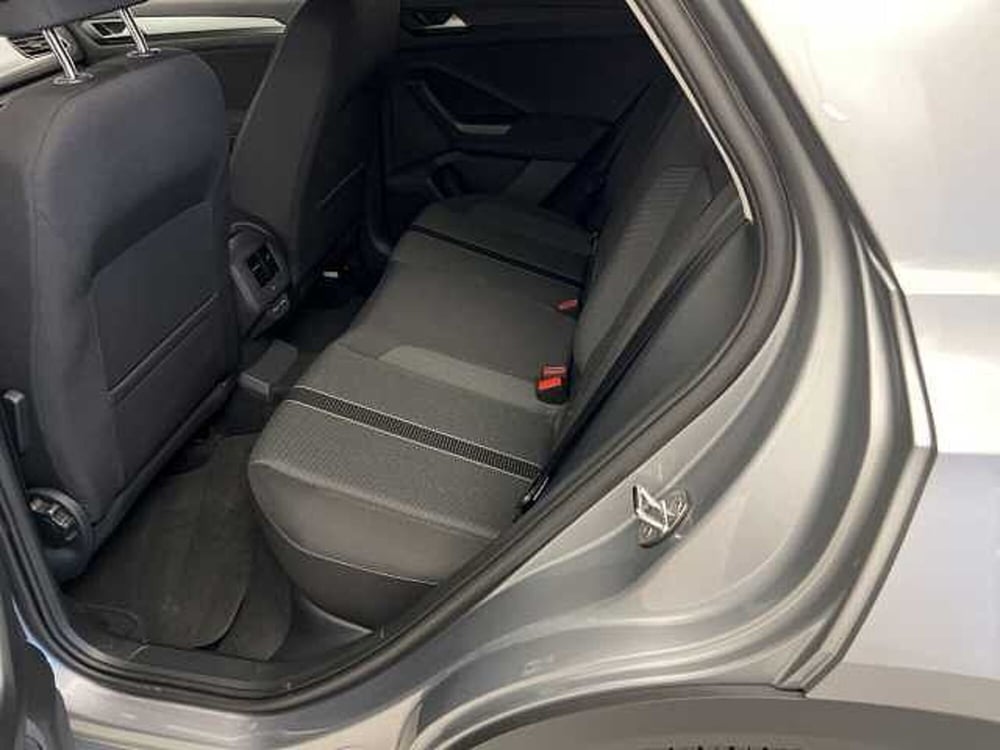 Volkswagen T-Roc nuova a Forlì-Cesena (12)