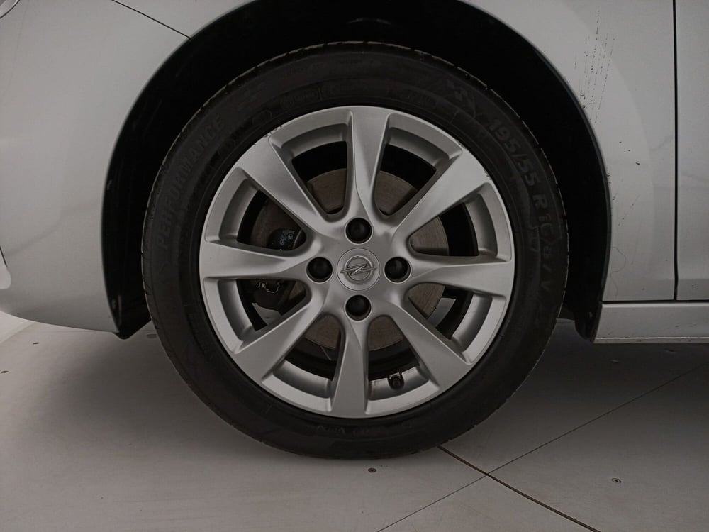 Opel Corsa usata a Bari (14)