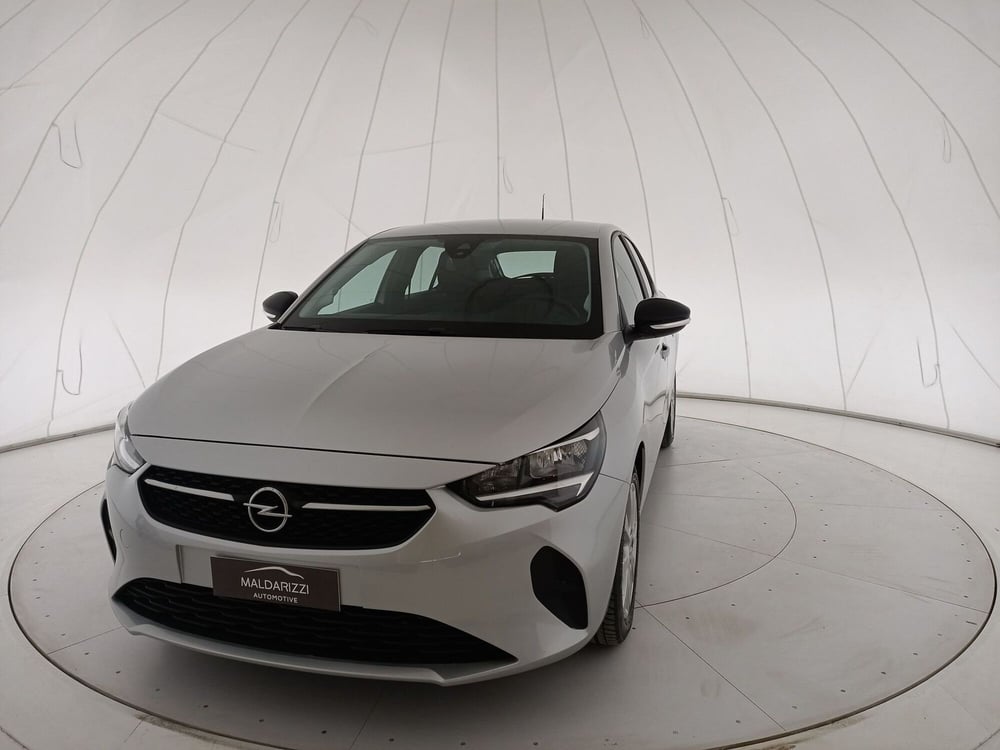 Opel Corsa usata a Taranto