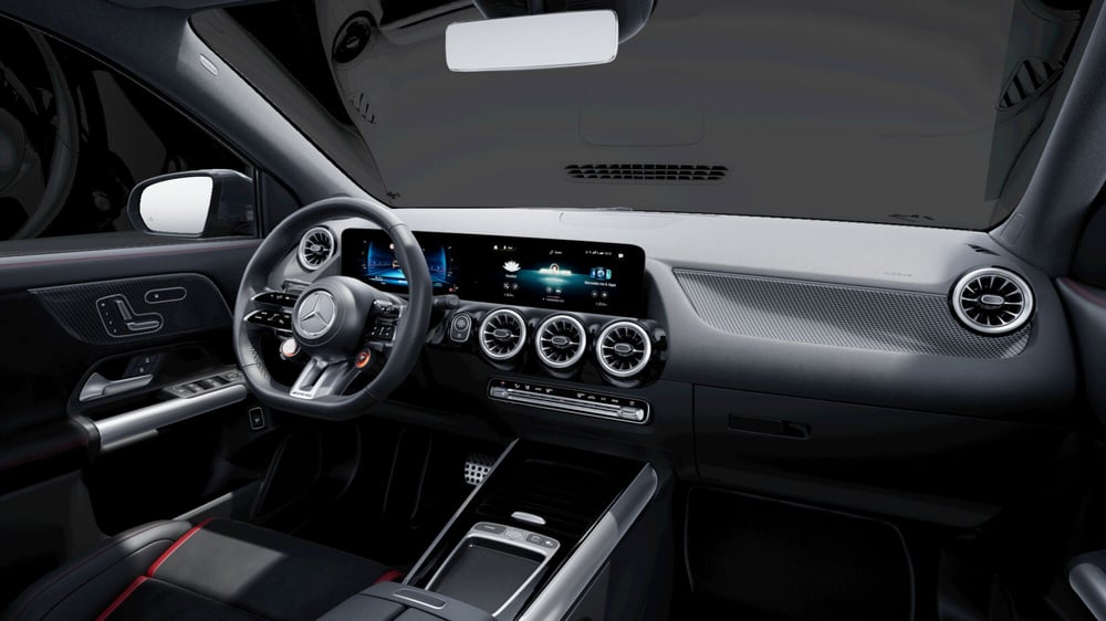 Mercedes-Benz GLA SUV nuova a Milano (5)