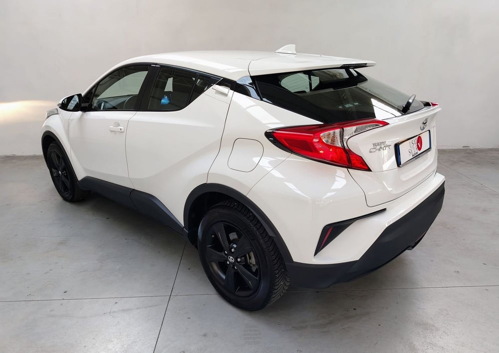 Toyota Toyota C-HR usata a Rovigo (13)