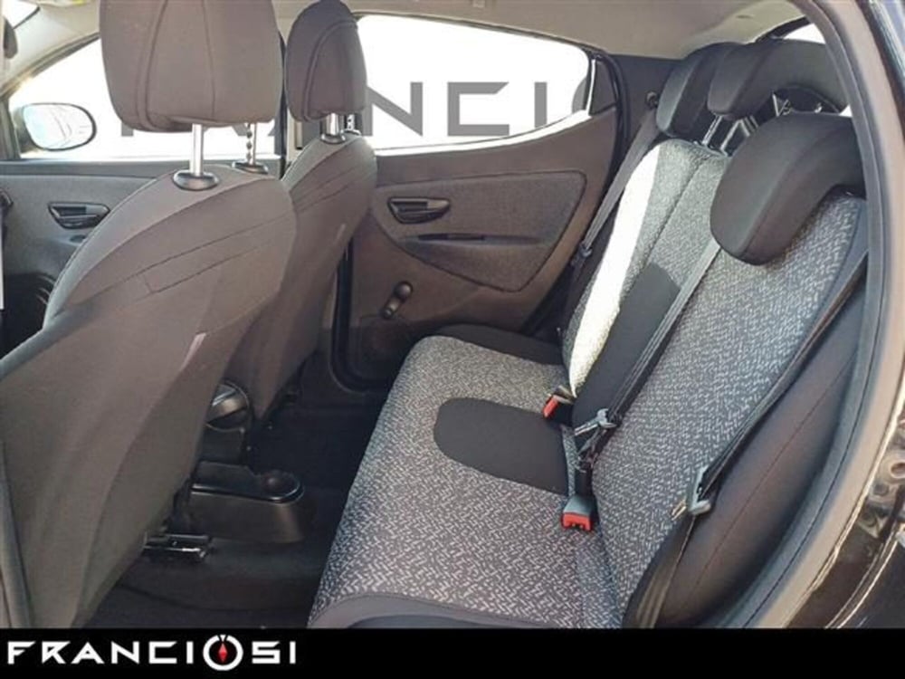 Lancia Ypsilon usata a Modena (10)