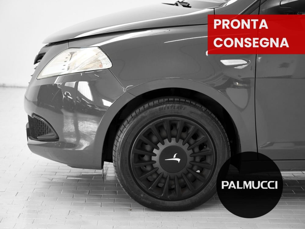 Lancia Ypsilon usata a Prato (5)