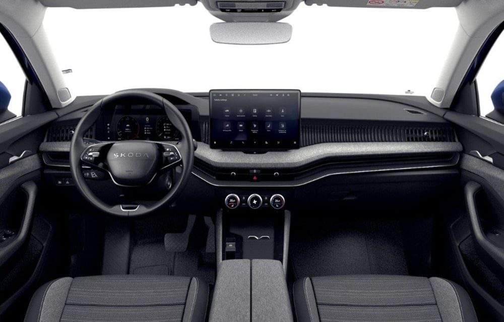 Skoda Superb nuova a Torino (4)