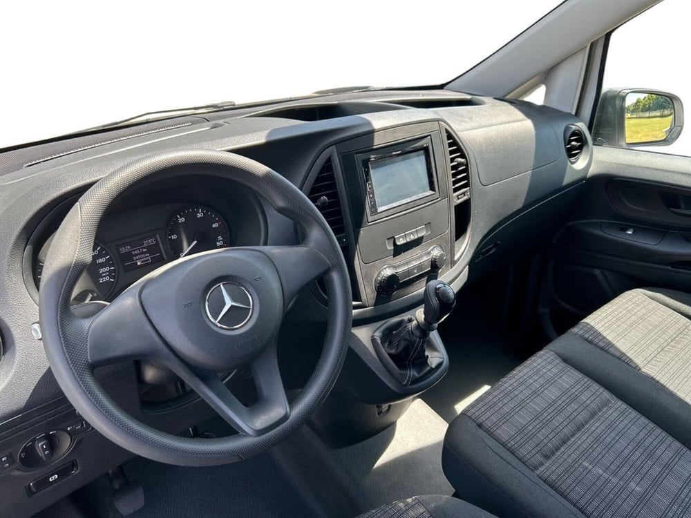 Mercedes-Benz Vito usata a Milano (9)