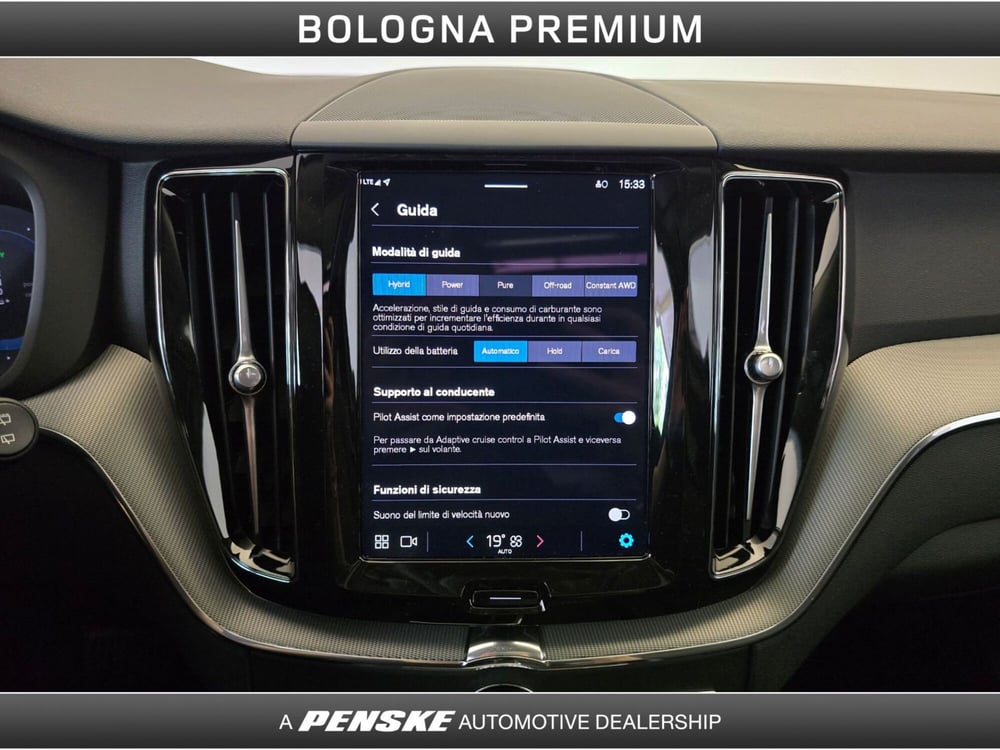 Volvo XC60 nuova a Bologna (12)