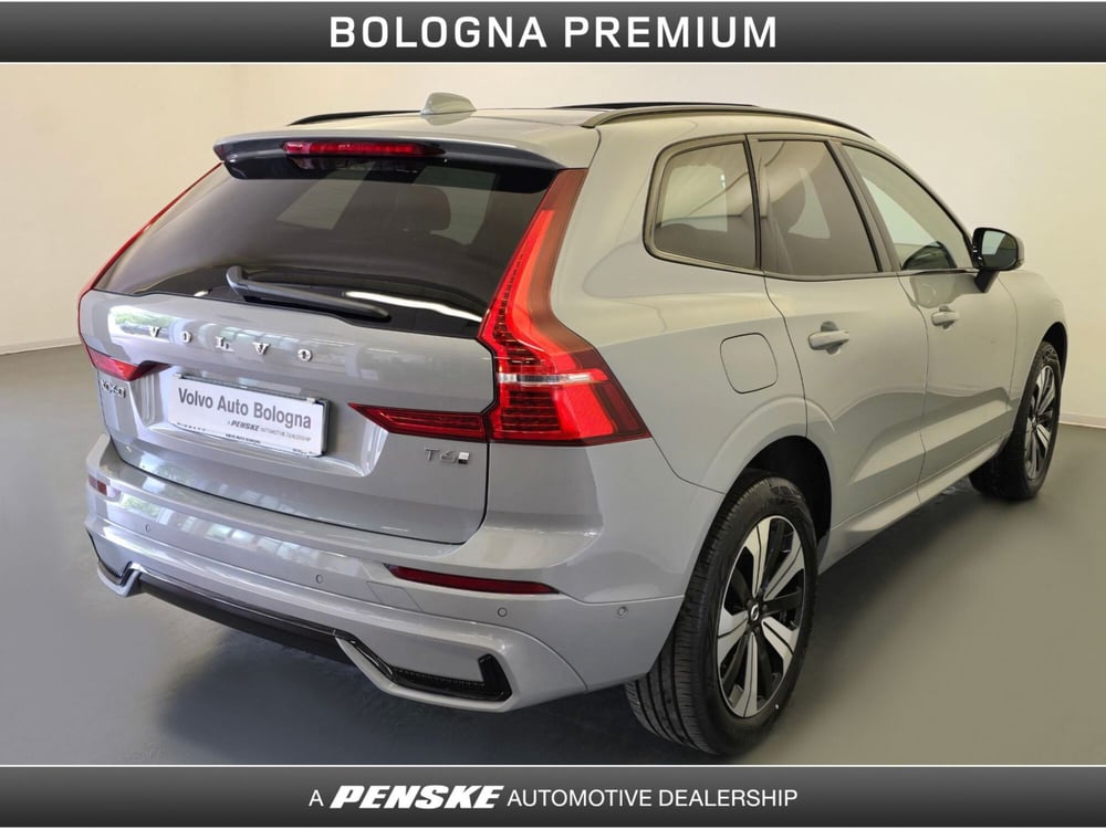 Volvo XC60 nuova a Bologna (2)