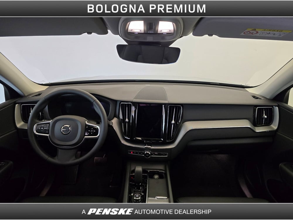 Volvo XC60 nuova a Bologna (4)