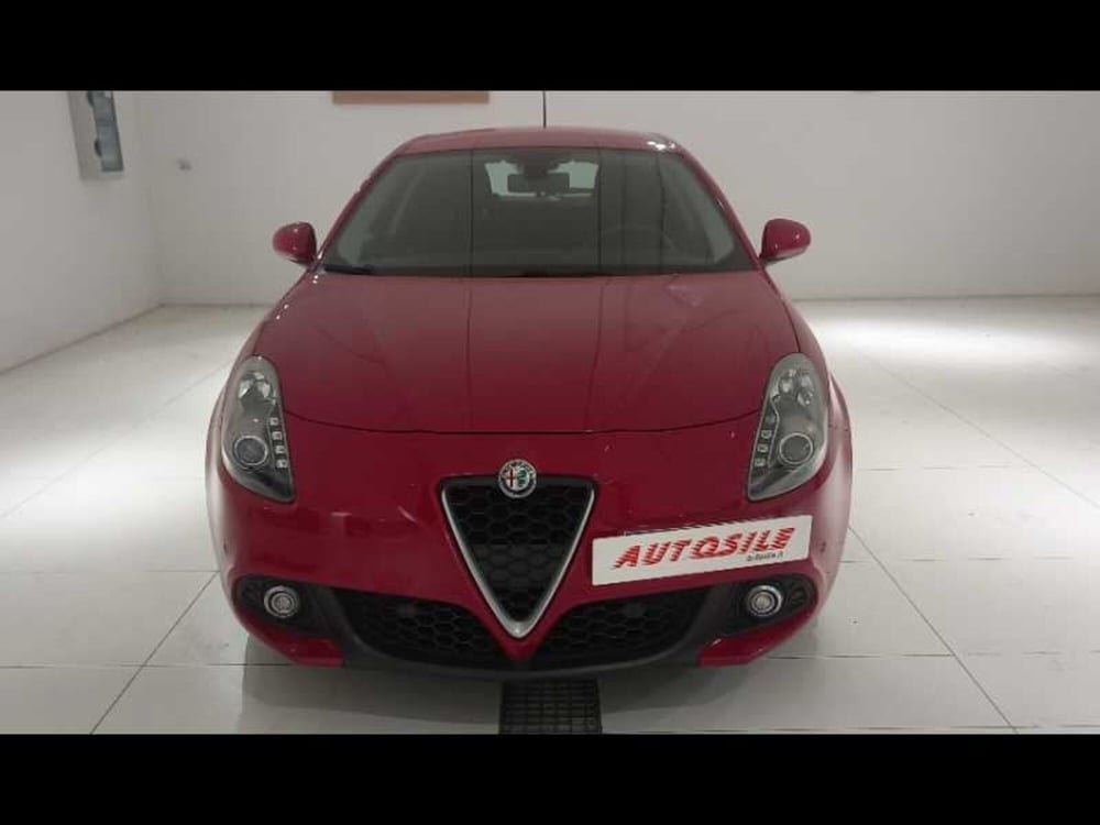 Alfa Romeo Giulietta usata a Treviso (2)