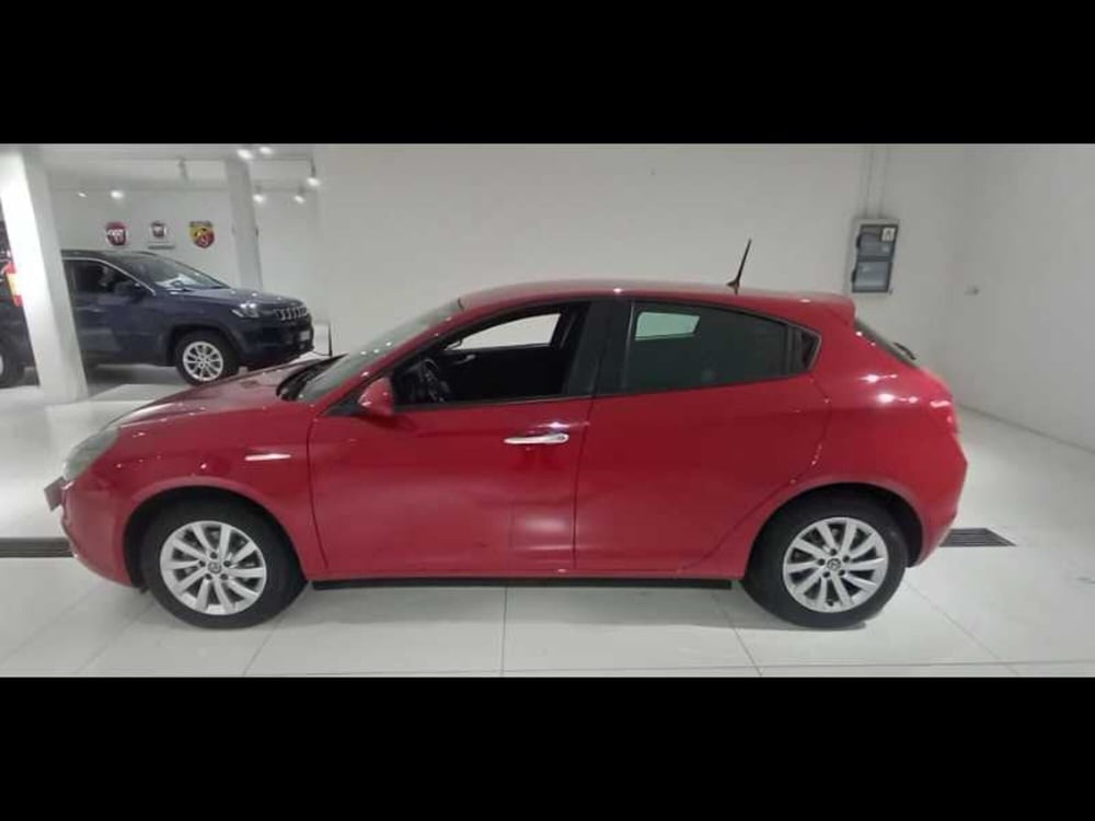 Alfa Romeo Giulietta usata a Treviso (8)