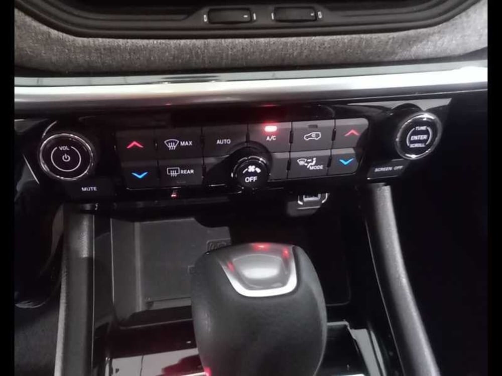 Jeep Compass usata a Treviso (19)
