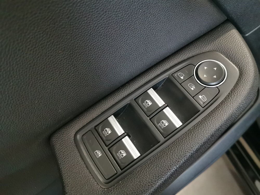Renault Clio usata a Taranto (17)