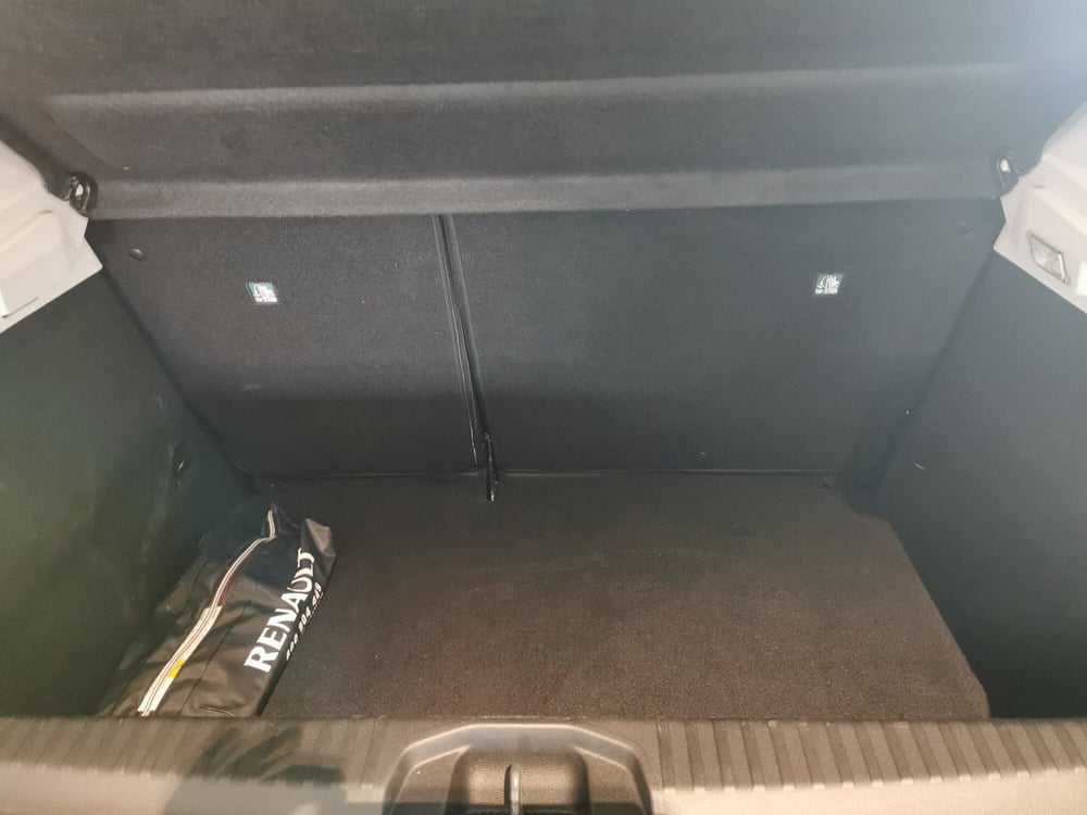 Renault Clio usata a Taranto (18)