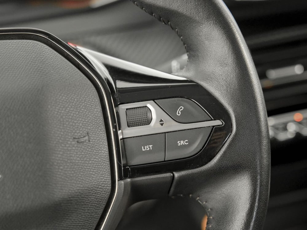 Peugeot 2008 usata a Prato (10)