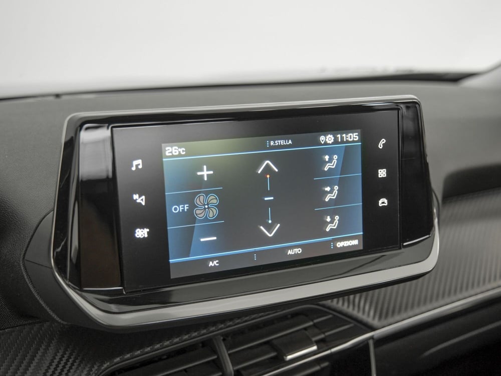 Peugeot 2008 usata a Prato (13)