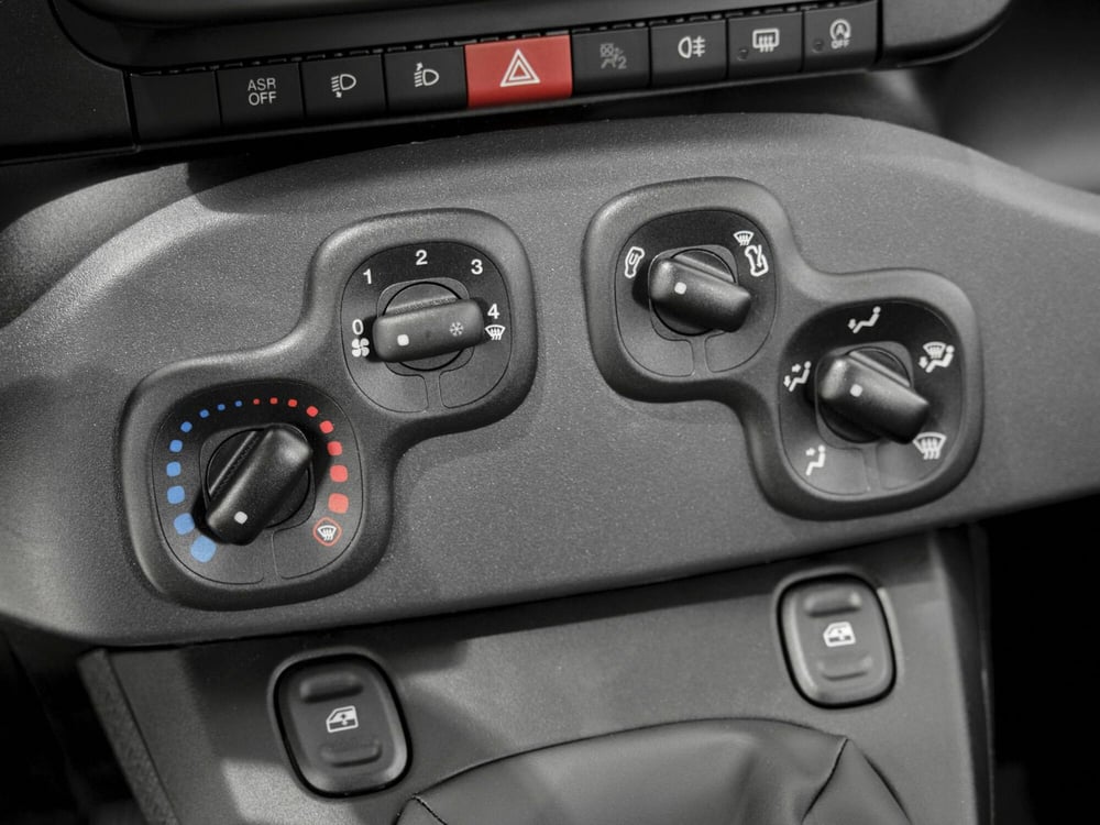 Fiat Panda Cross nuova a Prato (12)