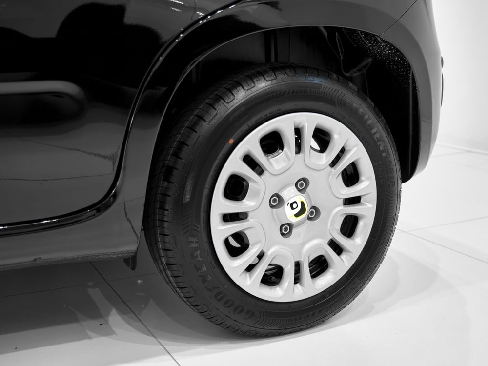 Fiat Panda Cross nuova a Prato (5)