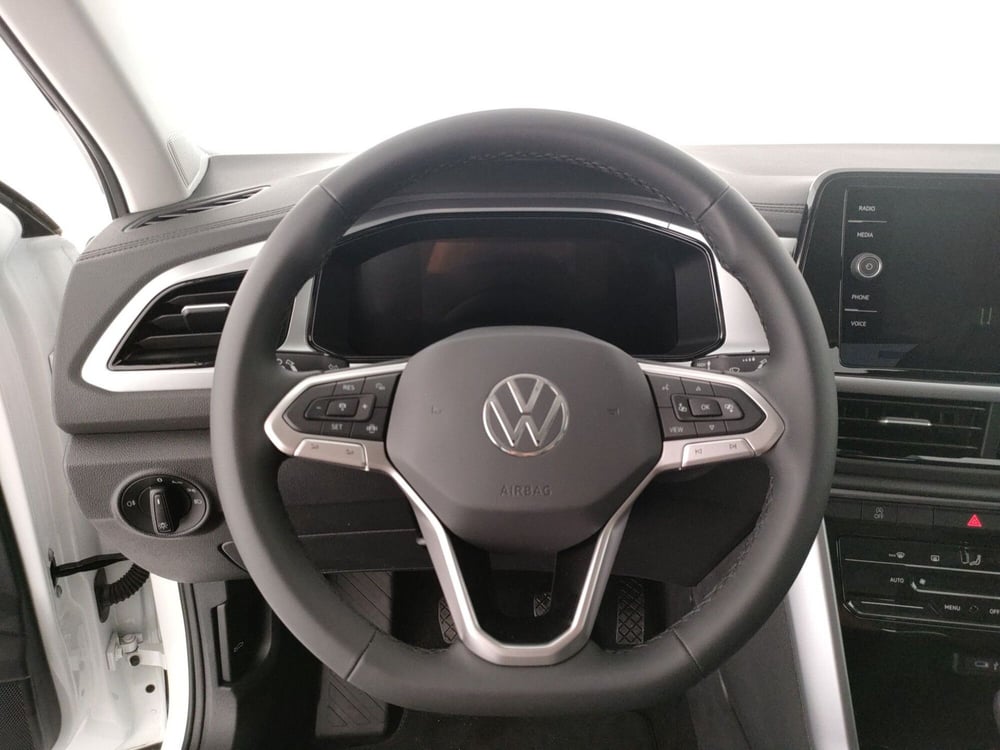 Volkswagen T-Roc nuova a Napoli (13)
