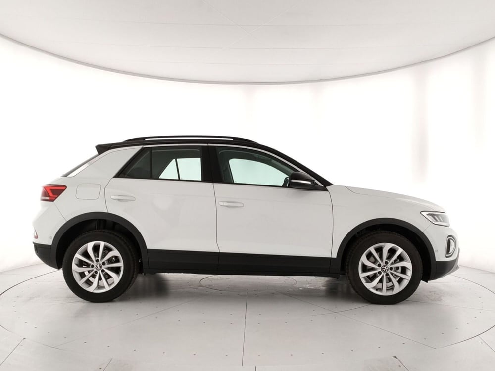 Volkswagen T-Roc nuova a Napoli (3)