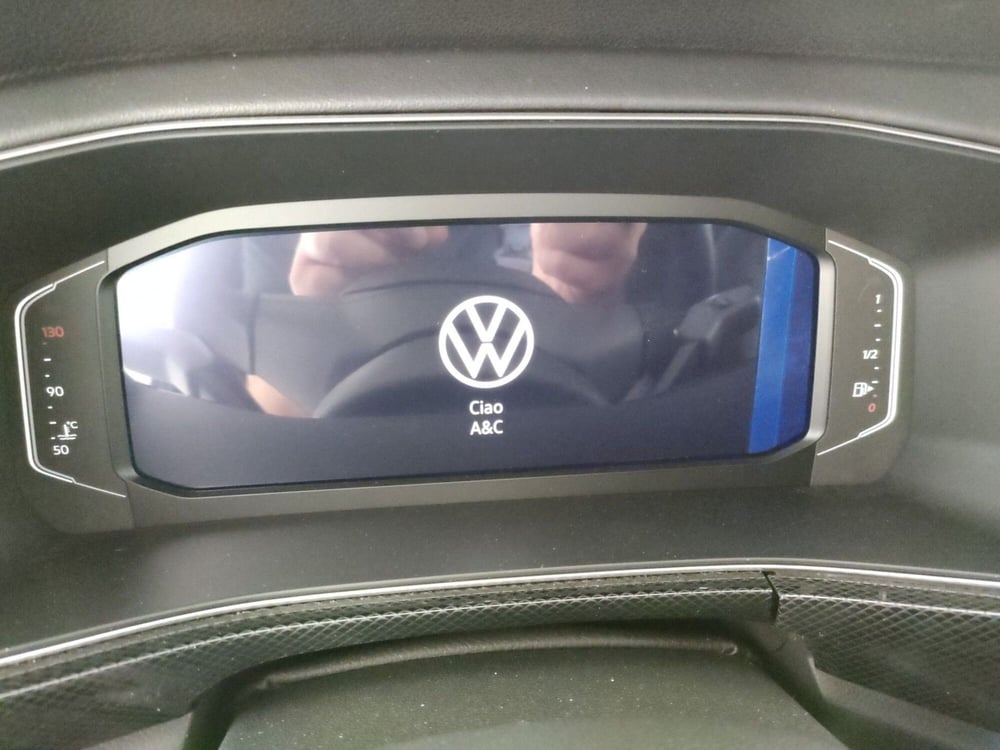 Volkswagen T-Cross usata a Napoli (13)