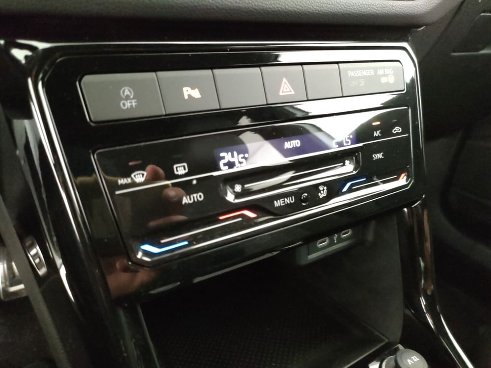 Volkswagen T-Cross usata a Napoli (20)