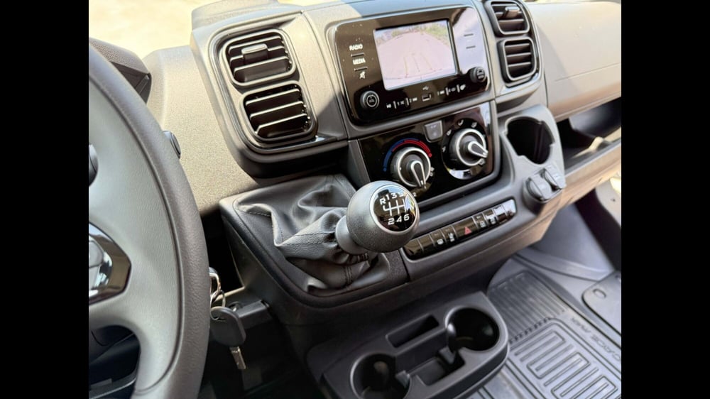 Toyota Proace Max Furgone nuova a Palermo (17)