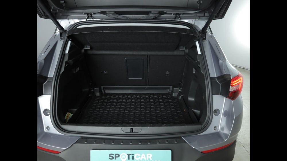 Opel Grandland X usata a Palermo (6)