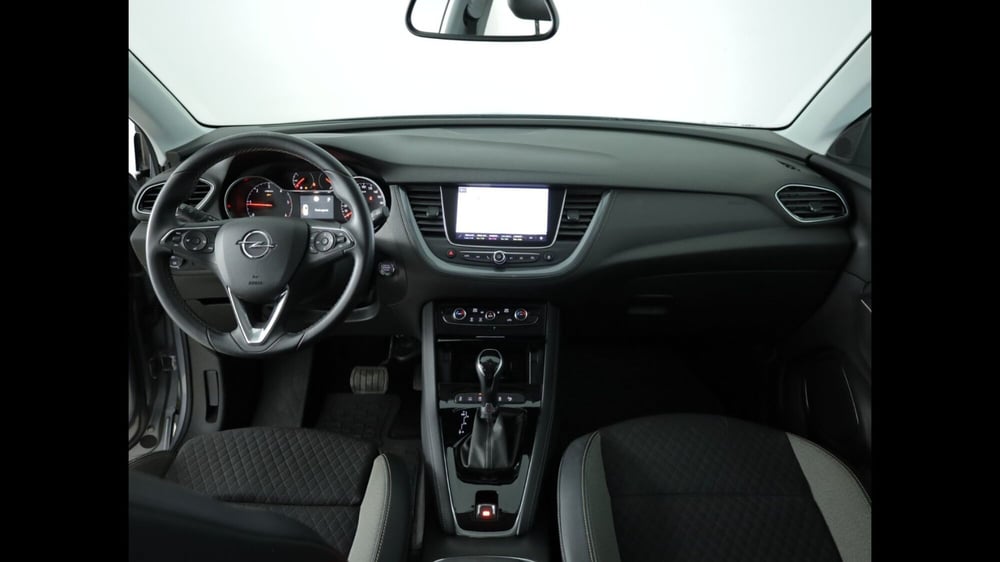 Opel Grandland X usata a Palermo (8)