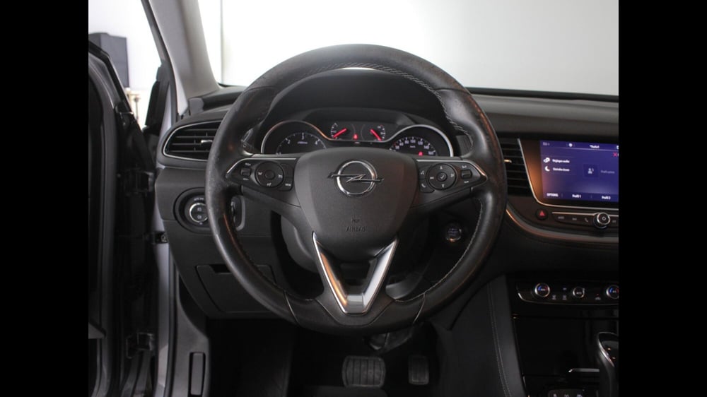 Opel Grandland X usata a Palermo (9)