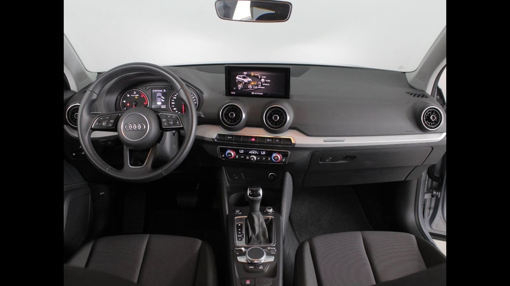 Audi Q2 usata a Palermo (9)