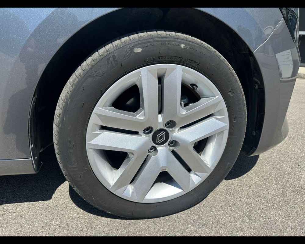 Renault Clio usata a Caserta (12)