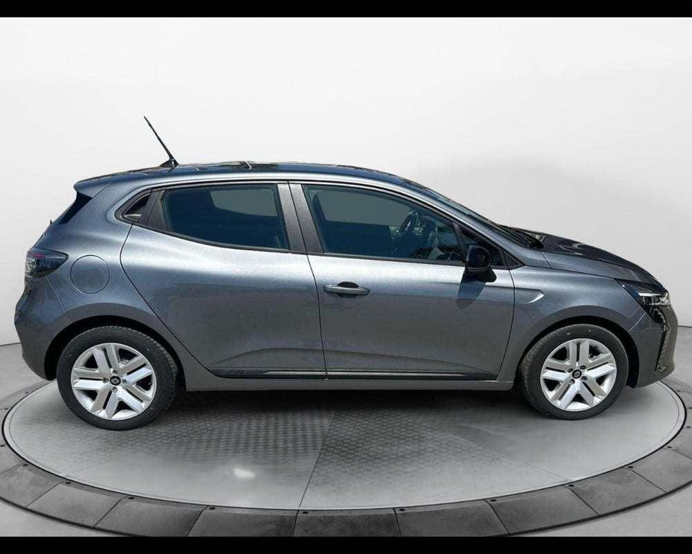 Renault Clio usata a Caserta (5)