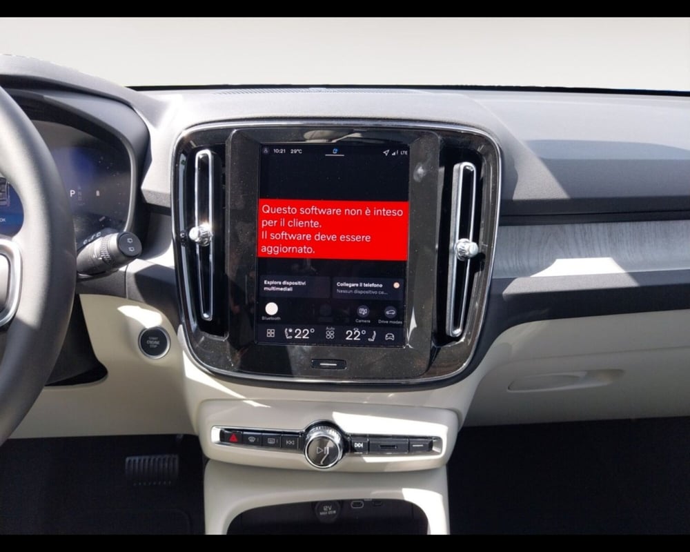 Volvo XC40 nuova a Bologna (11)