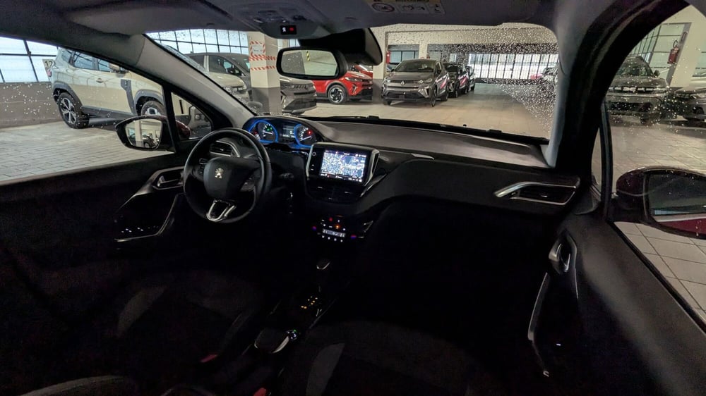 Peugeot 2008 usata a Milano (14)
