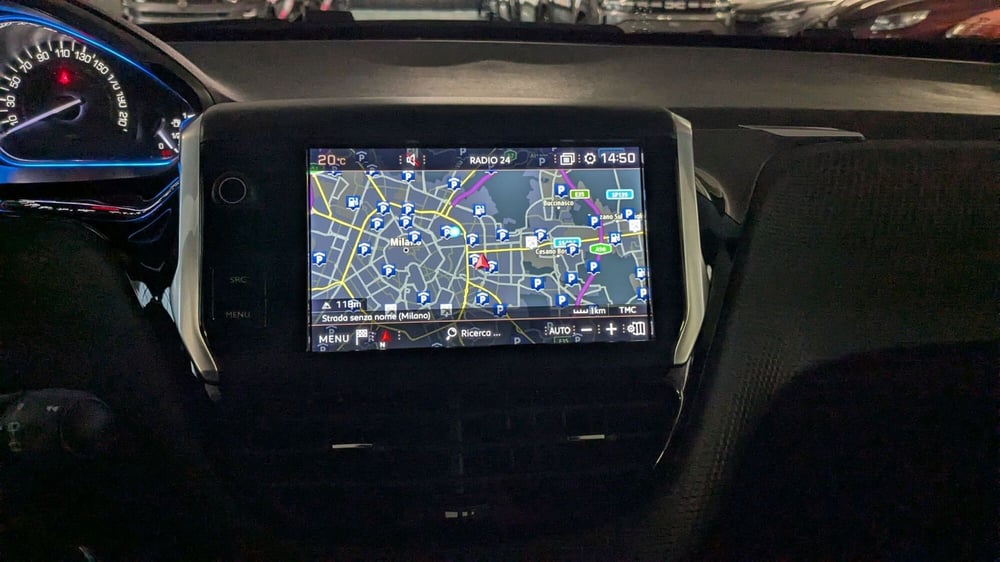 Peugeot 2008 usata a Milano (8)