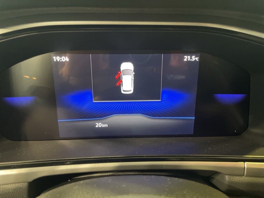 Volkswagen T-Roc nuova a Varese (12)