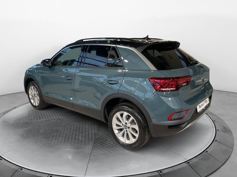 Volkswagen T-Roc nuova a Varese (4)