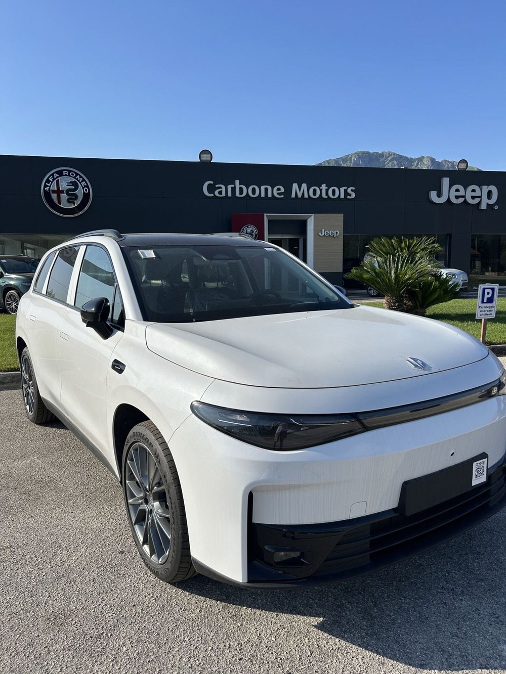 Leapmotor C10 nuova a Benevento (12)