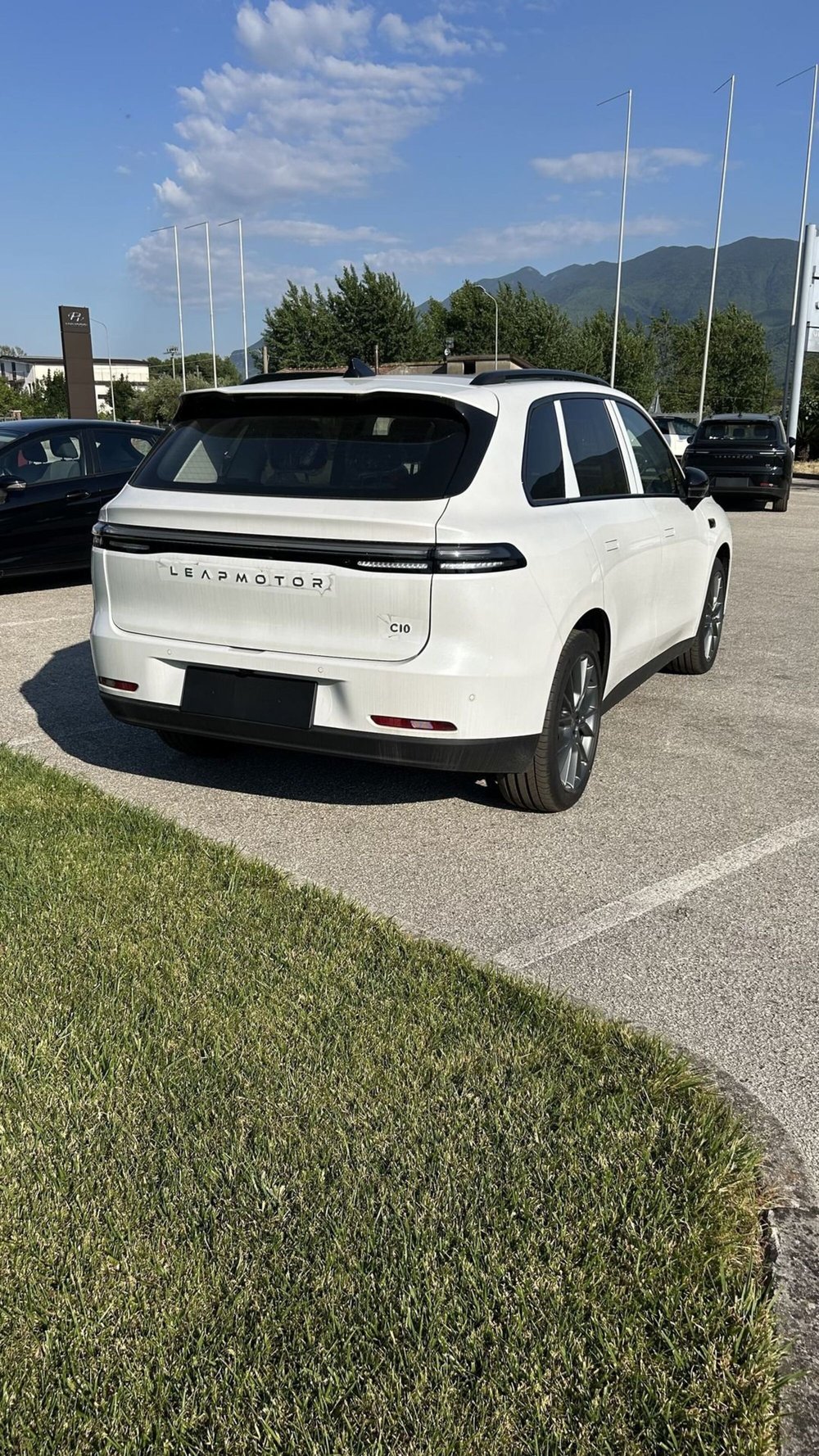 Leapmotor C10 nuova a Benevento (5)