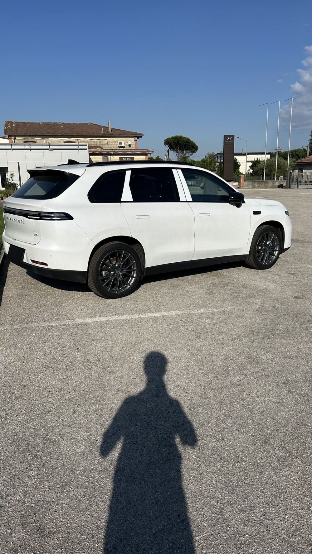 Leapmotor C10 nuova a Benevento (6)