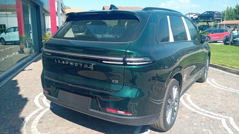 Leapmotor C10 nuova a Benevento (7)