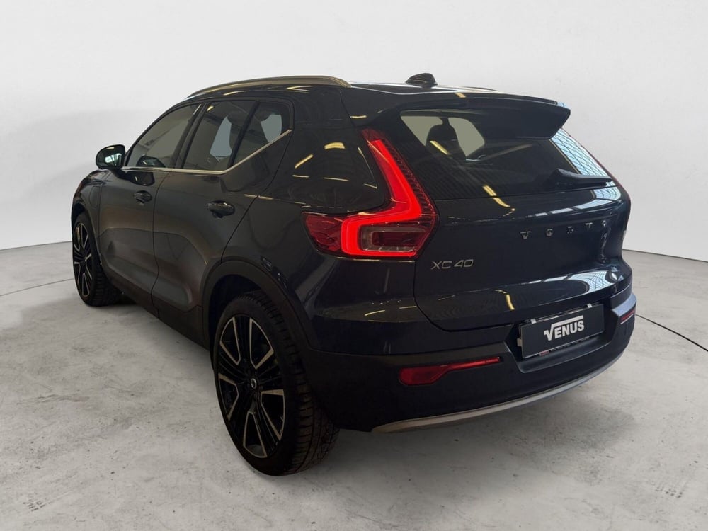 Volvo XC40 usata a Monza e Brianza (4)