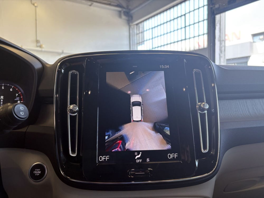Volvo XC40 usata a Monza e Brianza (8)