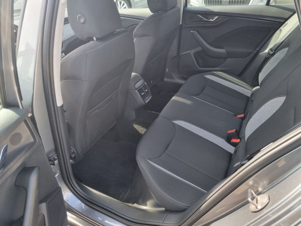 Skoda Kamiq usata a Salerno (7)