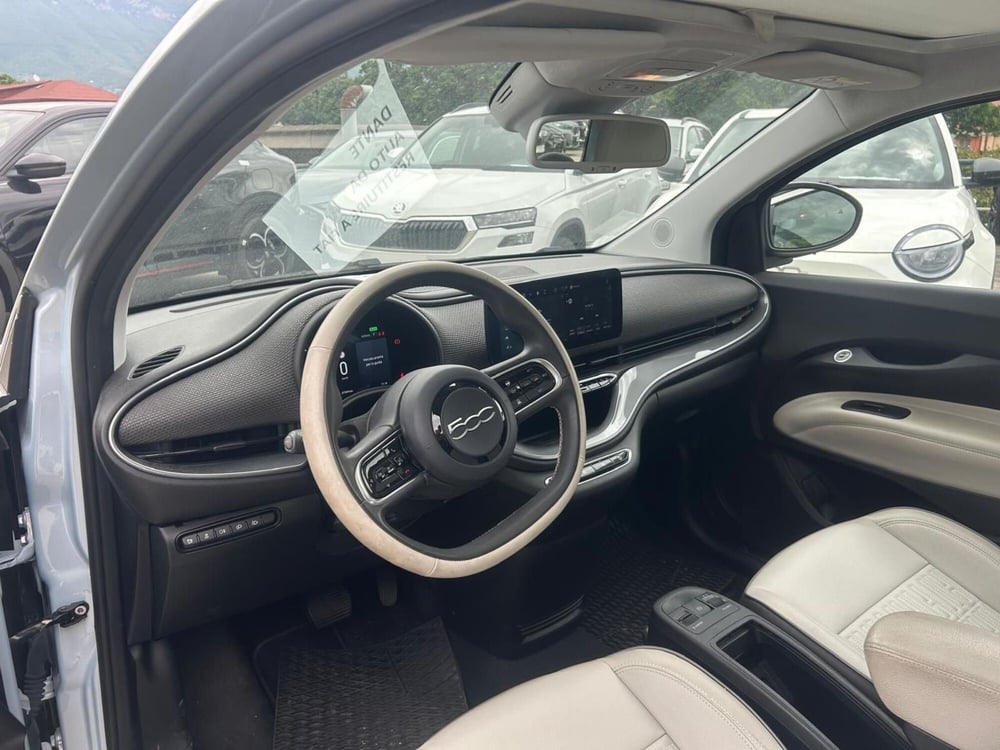 Fiat 500e usata a Salerno (8)