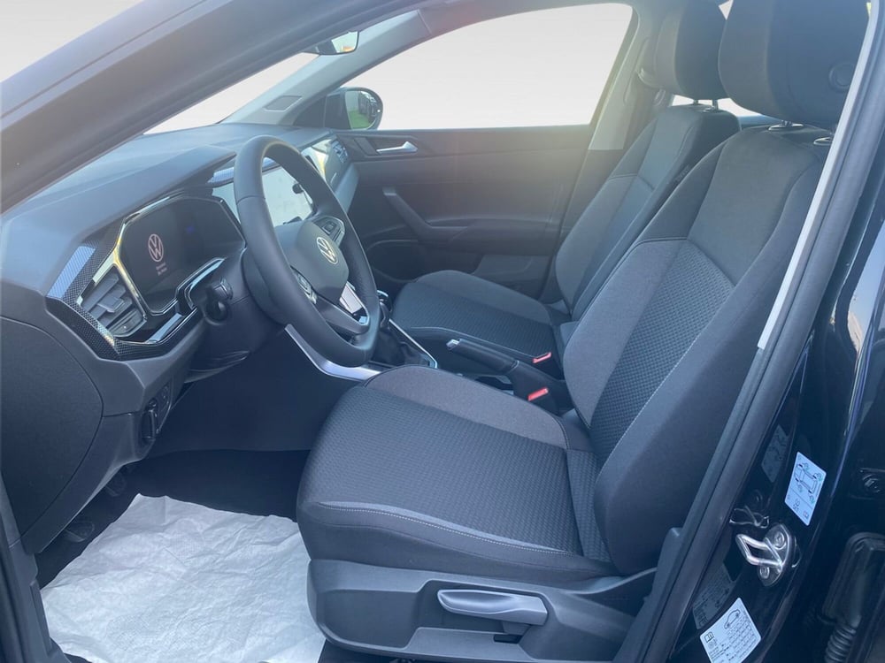 Volkswagen Taigo nuova a Frosinone (10)