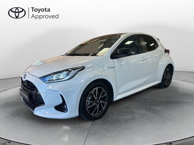 Toyota Yaris 1.5 Hybrid 5 porte Lounge del 2021 usata a Catanzaro