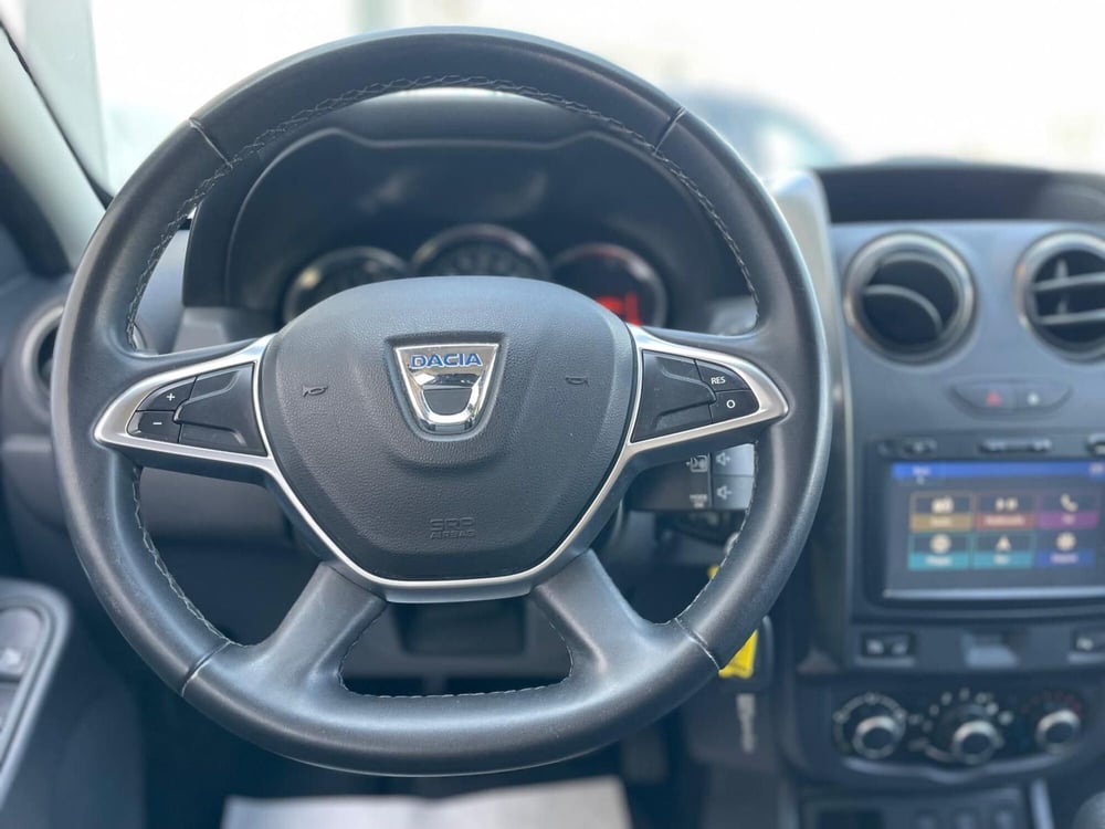 Dacia Duster usata a Ancona (12)